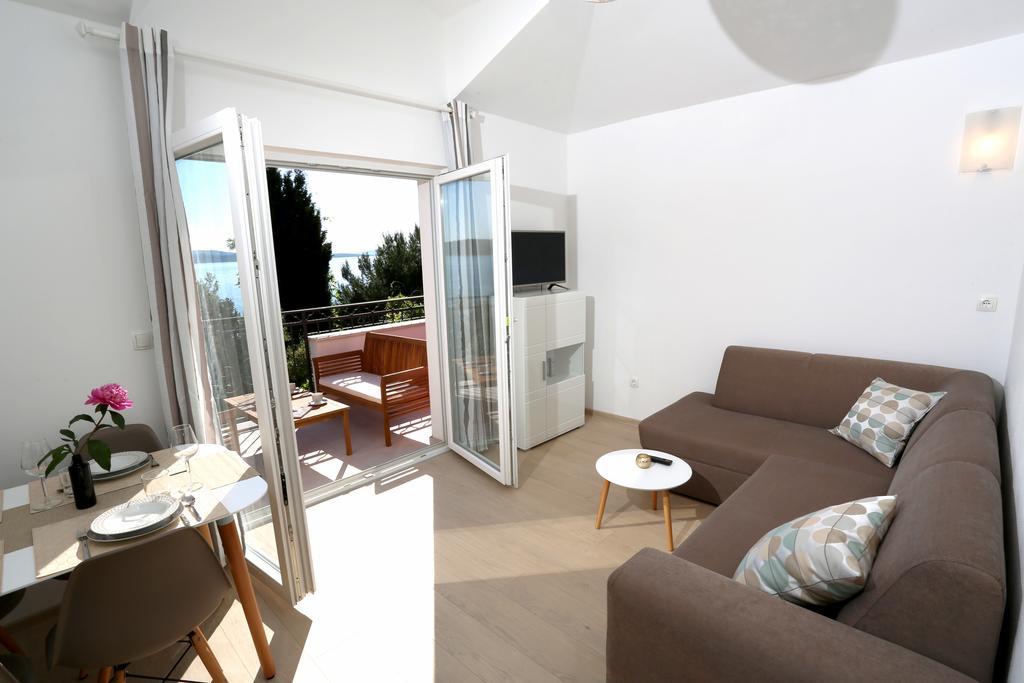 Apartments La Mirage Pirovac Exterior photo
